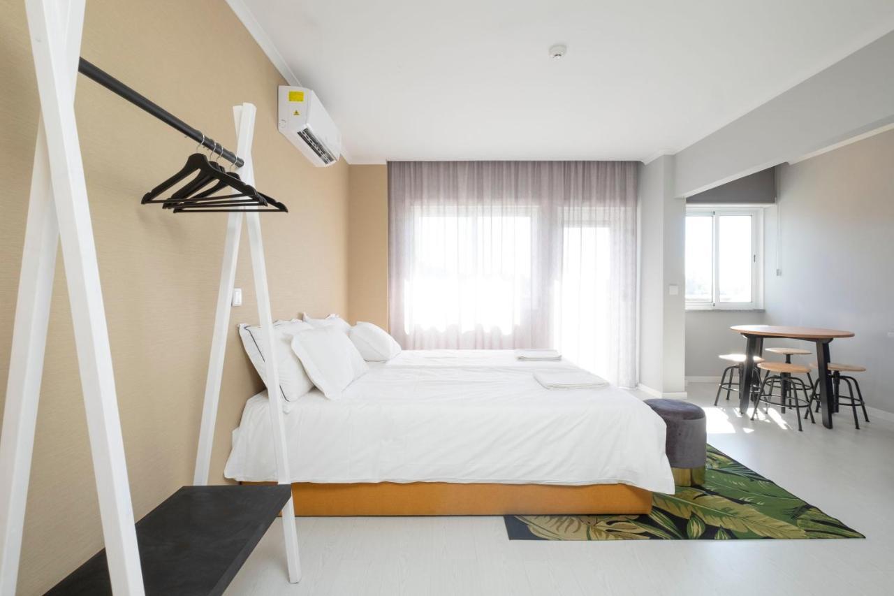 Bus Station Suites & Studios โกอิมบรา ภายนอก รูปภาพ